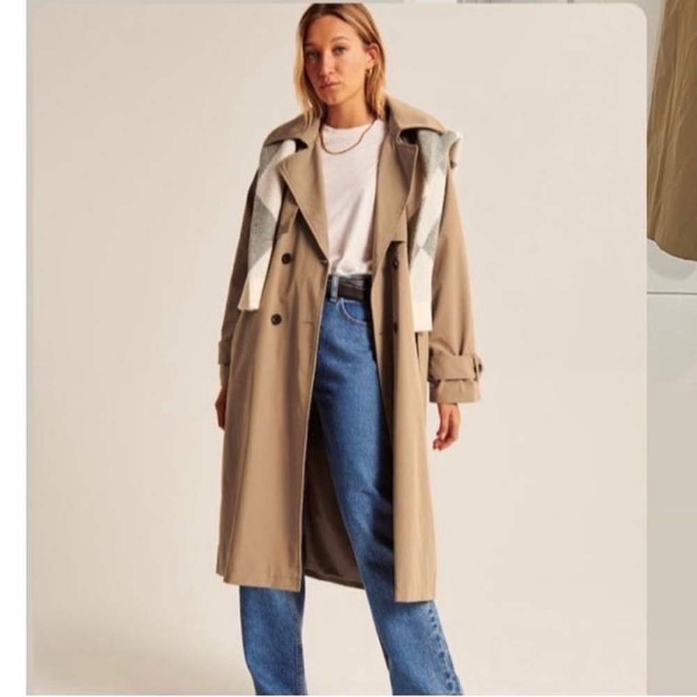 Abercrombie & Fitch oversized Trench Coat. Size XS. Tags still on.